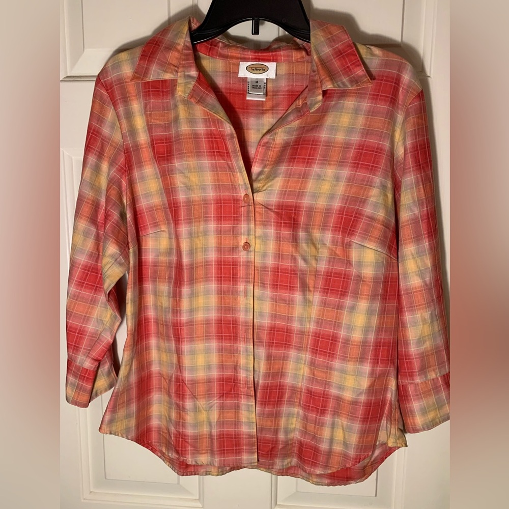 Talbots pink plastic button up size Medium